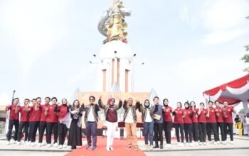 Wabup Mimik Idayana Resmi Buka Jayandaru Sunrise Jazz Festival 2025, Dorong Ekonomi Kreatif dan Budaya Lokal Sidoarjo