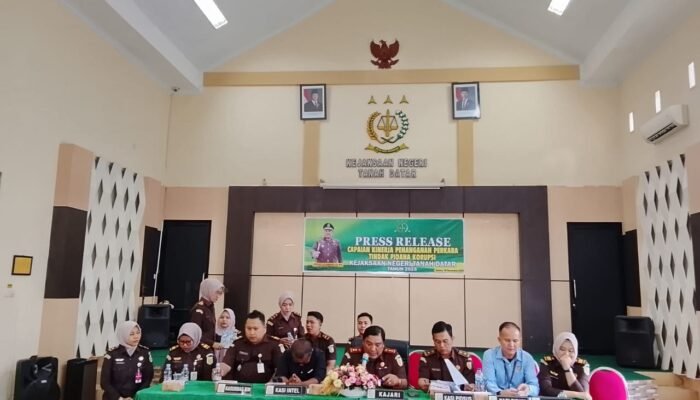 Beberapa Anggota DPRD Tanah Datar Kembalikan Uang Transfer dari Perusda