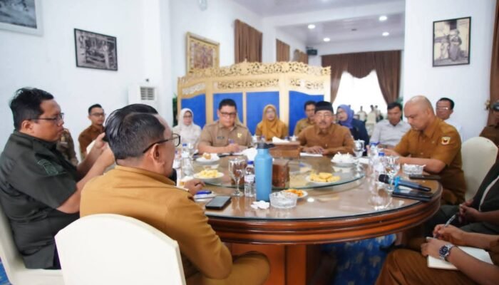 Bupati Eka Putra Berharap Semua Tetap Semangat Dalam penanganan Bencana