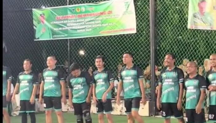 Bupati Batang Hari Turut Meriahkan Final Voli Antarinstansi HUT ke-77