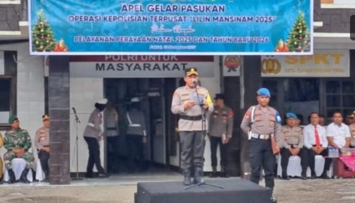 Kapolres Fakfak Pimpin Apel Gelar Operasi Lilin Mansinam 2025, Ratusan Personil Dikerahkan