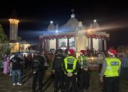 Pengamanan Natal, Anggota SatLantas Polres Kapuas Hulu Kenakan Topi Sinterklas