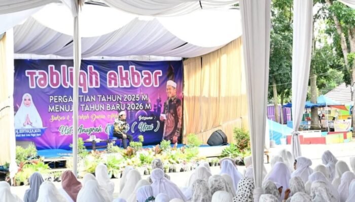 Ustadz Ucay Beri Tausiah Tabligh Akbar Kota Pagar Alam