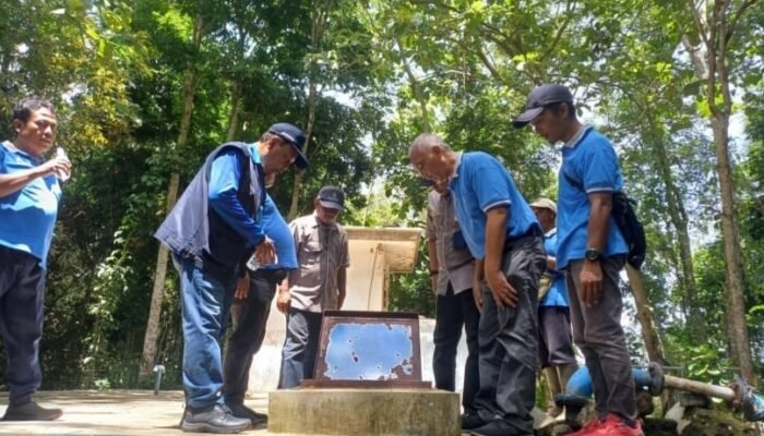 Perkuat Ketahanan Air Baku, Jajaran Direksi Perumda Tirta Kanjuruhan Tinjau Langsung Sumber Durmo