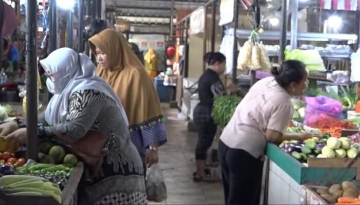 Imbas Hari Besar dan Cuaca Ekstrem Harga Bawang Merah Meroket, Pedagang di Palembang Mengeluh