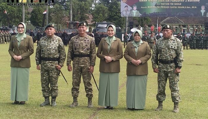 Tonggak Kepemimpinan Divif 2 Kostrad Resmi Berganti, Begini Amanat Pangkostrad