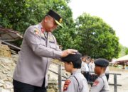 Pimpin Tradisi Pembaretan, Kapolda Sulbar: Simbol Kehormatan dan Tanggung Jawab Bintara Polri