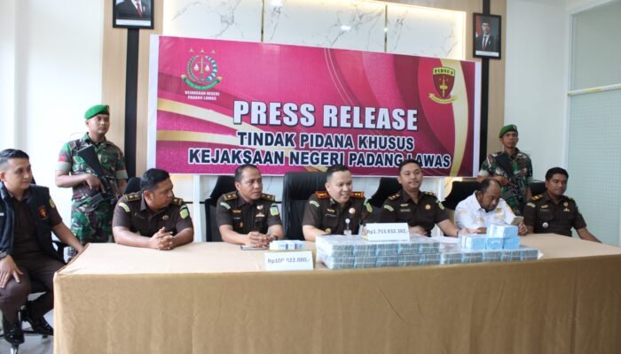 Dana PSR Rp3,3 Miliar Dijarah, Ketua Koperasi dan Kadis Pertanian Padang Lawas Jadi Tersangka