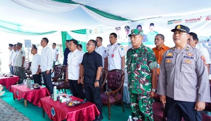 Bupati Batang Hari Serahkan Alsintan kepada Brigade Pangan Tahun 2026