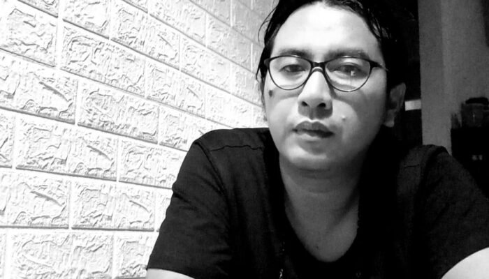 Menolak Tergesa-gesa Sebuah Manifesto