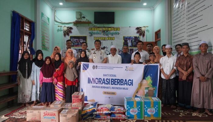 Imigrasi Berbakti, Indonesia Maju: Imigrasi Putussibau Gelar Rangkaian Hari Bakti Imigrasi ke – 76 