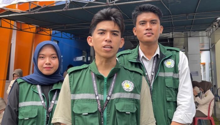 Mahasiswa KKN UNISKI Hadirkan Aksi Kemanusiaan Melalui Cek Kesehatan Gratis dan Donor Darah di Tanjung Lubuk