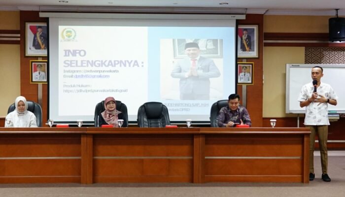 Edukasi Politik Gen Z: 44 Siswa SMAN 2 Purwakarta Studi Lapangan ke Gedung DPRD