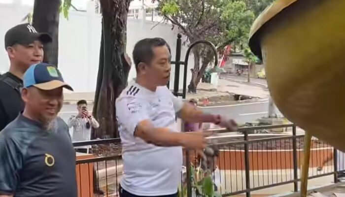 Sidak Stadion Singaperbangsa, Bupati Karawang Perintahkan Bongkar Taman Bermain dan Rapikan Kabel