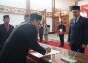 Sah, Bupati Kapuas Hulu Fransiskus Diaan Lantik Ambrosius Sadau Jadi Sekretaris Daerah