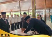 Lantik Pj Sekda Tulungagung, Bupati Gatut Sunu Tegaskan Jabatan Tak Bisa Dibeli