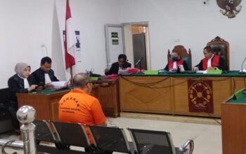 Janjikan Proyek Fiktif, ASN Aktif Sekaligus Mantan Camat SU I Didakwa Lakukan Penipuan dan Penggelapan