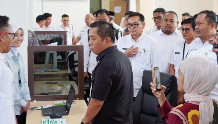 ​Dekatkan Layanan, Bupati Aep Syaepuloh Resmikan MPP Cikampek untuk Warga Karawang Timur