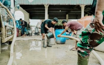 Pertamina EP Rantau Salurkan Air Bersih dan Bantuan Sembako