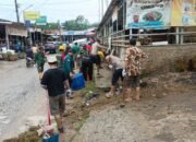 Danramil Bayung Lencir Pimpin Karya Bakti Bersihkan Pasar Bero Jaya Timur