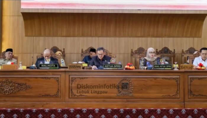 DPRD Kota Lubuk Linggau Gelar Rapat Paripurna Penyampaian Raperda Usulan Pemkot dan Raperda Inisiatif DPRD