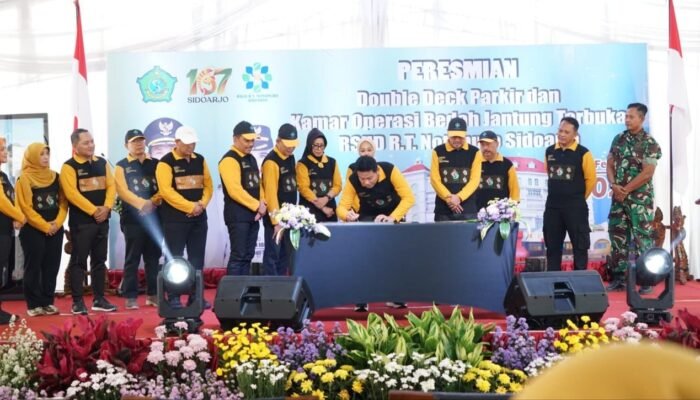 Tingkatkan Layanan Kesehatan, Bupati Sidoarjo Resmikan Double Deck Parkir dan Ruang Operasi Jantung di RSUD R.T. Notopuro
