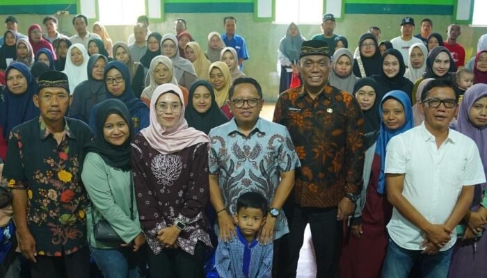 Anggota DPRD Jawa Timur Saifudin Zuhri Siap Perjuangkan Aspirasi Masyarakat Pakis