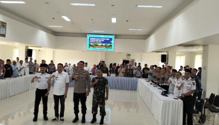 Pemerintah Kota Malang Rencanakan Penataan Parkir dan PKL di Alun-Alun Merdeka