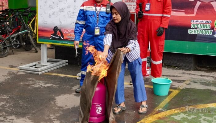 Pertamina Patra Niaga Regional Sumbagsel Bekali Warga Kota Negara Keterampilan Tanggap Darurat LPG