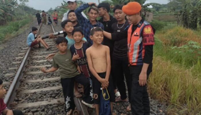 Ramadan, KAI Imbau Warga Tak Beraktivitas di Jalur Rel Kereta