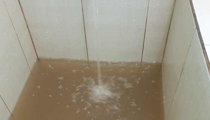 ‎Air Hitam dan Berbau, Warga Kenten Laut Keluhkan Layanan PDAM Tirta Bertuah