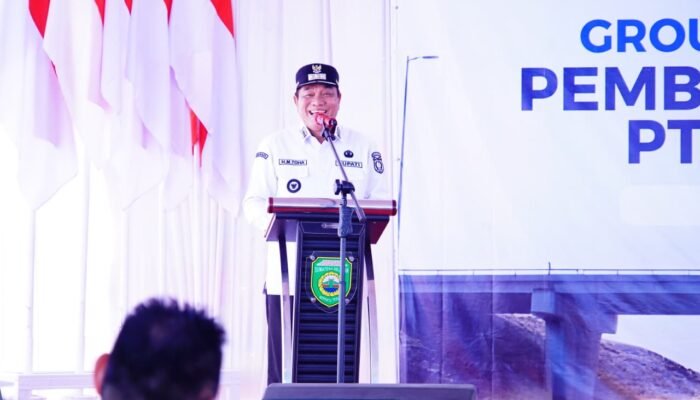 Sinergi Membangun Muba: Langkah Nyata Bupati Toha Tohet Atasi Debu dan Macet di Bayung Lencir