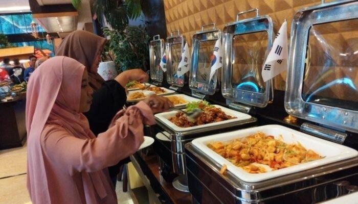 Iftar Delights 2026 di Hotel Aria Centra Surabaya, Jelajahi Kuliner 10 Negara dalam Satu Meja Berbuka