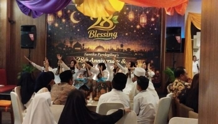 Anniversary Hotel Santika Pandegiling Surabaya  ke-28, Hadirkan “Blessing-28” Perkuat Komitmen Berbagi dan Pelayanan Terbaik
