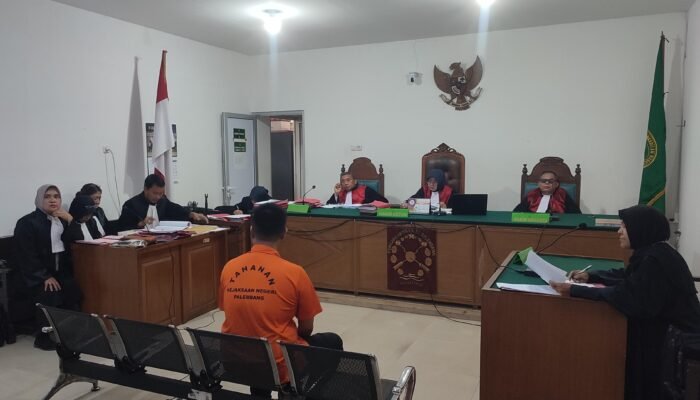 Ngaku Direktur, Terdakwa Bisnis Solar Industri Diduga Rugikan Korban Rp400 Juta