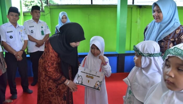 Bunda PAUD Kota Jambi Tanamkan Karakter Dermawan Lewat Manasik Zakat