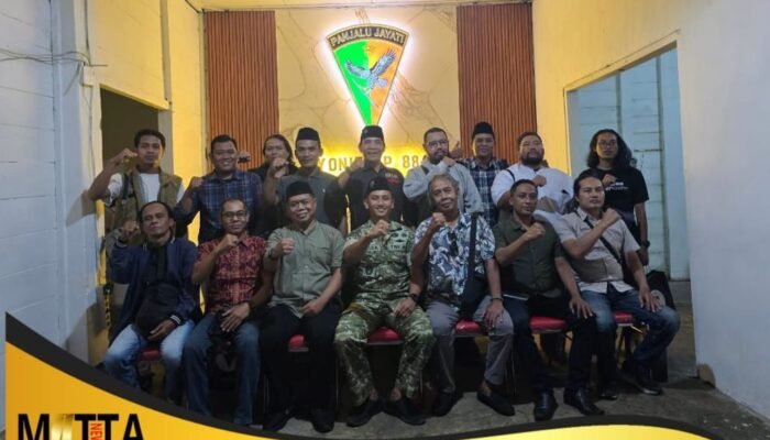 Buka Bersama Wartawan, Danyon TP 886/Panjalu Jayati Tegaskan Komitmen TNI Dekat dengan Rakyat dan Dukung Pembangunan Tulungagung