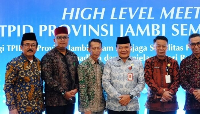 Wakili Bupati, Asisten III Setda Batang Hari Hadiri HLM TPID Provinsi Jambi Jelang Idul Fitri 2026
