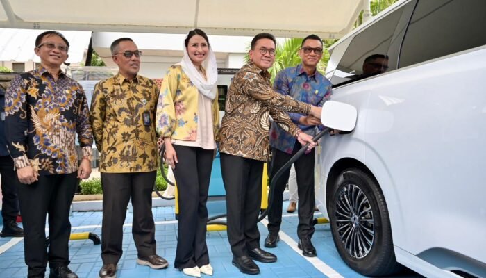 Kolaborasi PLN dan Kementerian Perdagangan Hadirkan SPKLU Ultra Fast Charging