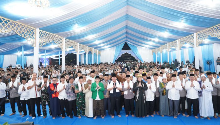 Bentuk Sinergitas TNI-Polri, Pangdam II/Sriwijaya Hadiri Safari Ramadhan Bersama Kapolri