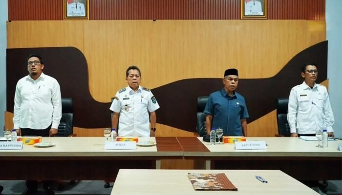 Anggota DPRD Bustomi Hadiri Forum Konsultasi Publik Rancangan Awal RKPD Batang Hari 2027