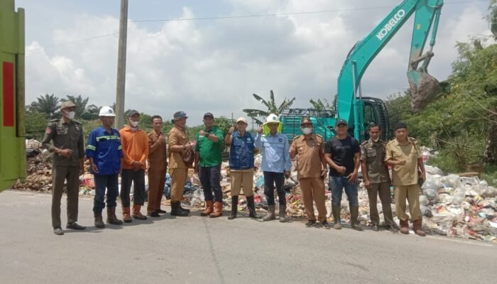 Sampah Bayung Lencir Mulai Ditata, UPT DLH Turun Benahi TPA Dibantu Alat Berat MBJ