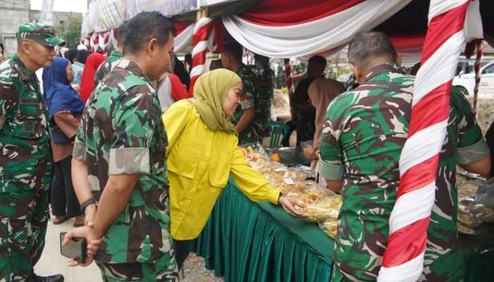 Diserbu Warga, Bazar Ramadhan TNI di Jambi Jual Sembako Murah Jelang Lebaran
