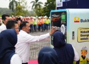 PTBA Pasang Lima RVM, Ubah Botol Plastik Menjadi Data dan Rupiah
