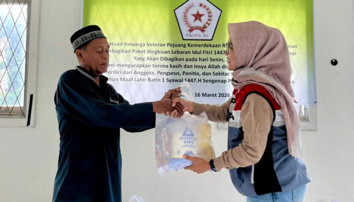 Pertamina Patra Niaga Regional Sumbagsel Berbagi Kebahagiaan Ramadan Bersama Keluarga Veteran dan Komunitas