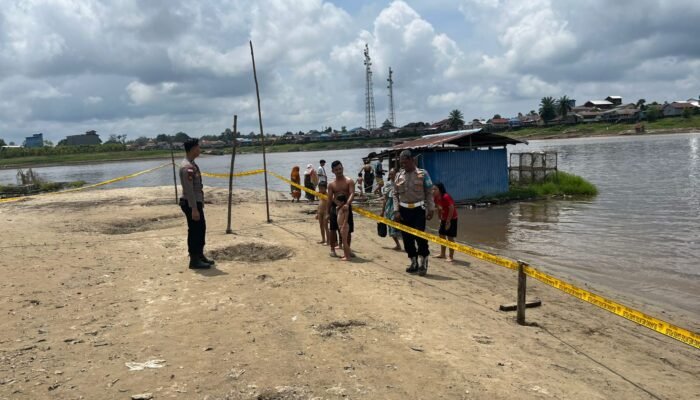 Kapuas Hulu Geger, Api Biru Misterius Muncul di Sungai Kapuas Bunut Hilir 