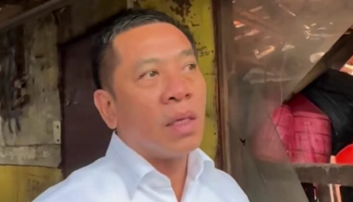 Bupati Karawang Instruksikan Renovasi Cepat Rumah Mak Mutiah dan Jamin Biaya Pengobatan