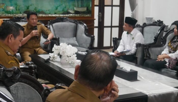 Bupati Subandi Minta UMKM Sidoarjo Segera Urus Sertifikasi Halal