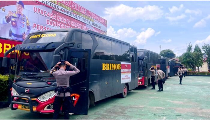 Solidaritas Polri Sumsel, 100 Brimob Rampungkan Misi Kemanusiaan di Aceh