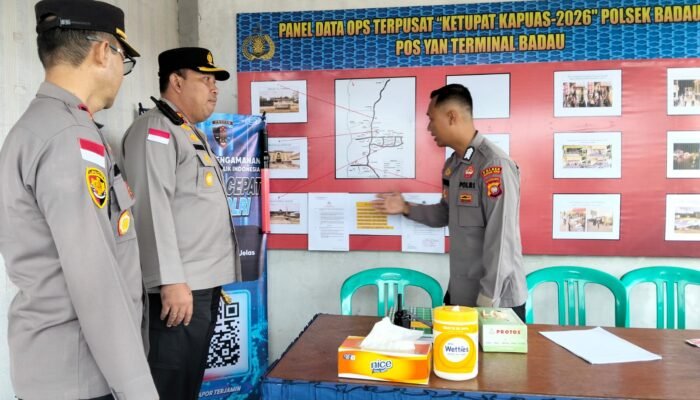 Polri Siaga di Ujung Negeri: Kapolres Kapuas Hulu Blusukan ke Posyan Badau Jelang Operasi Ketupat 2026